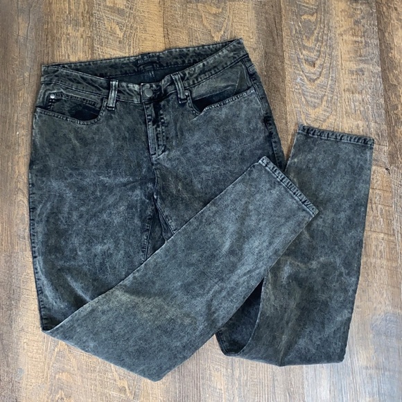 EILEEN FISHER ACID WASHED VELVETEEN BLACK WASHED JEAN SZ10 EUC - Picture 2 of 16